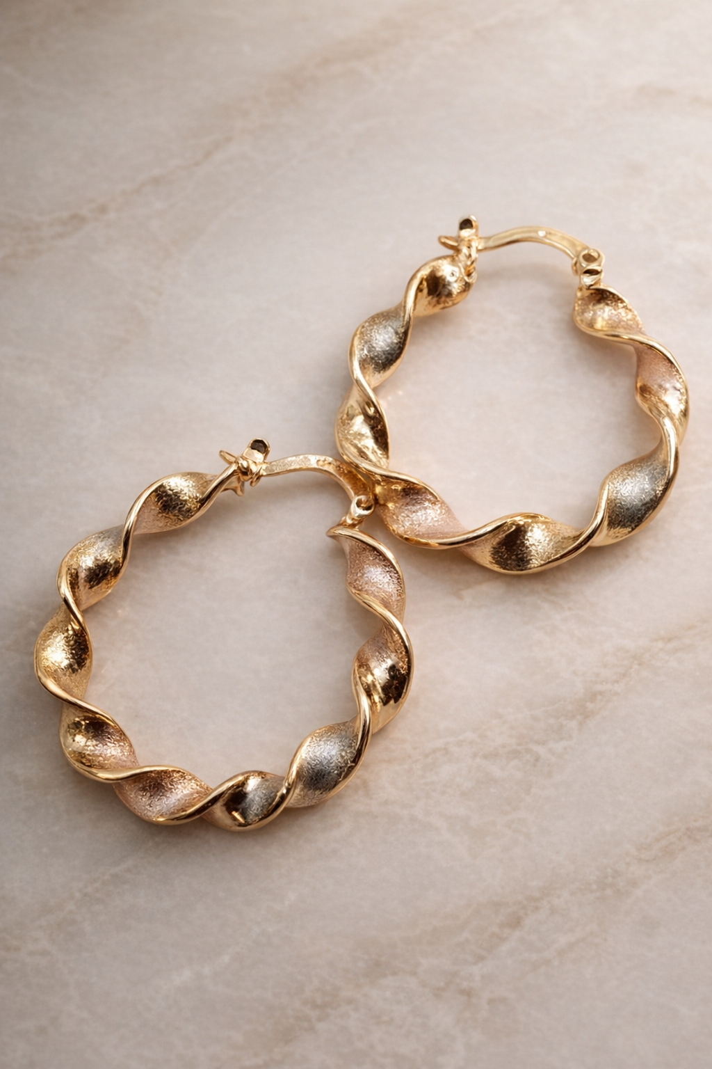 How to Tell If Jewelry is High Quality: A Simple Guide