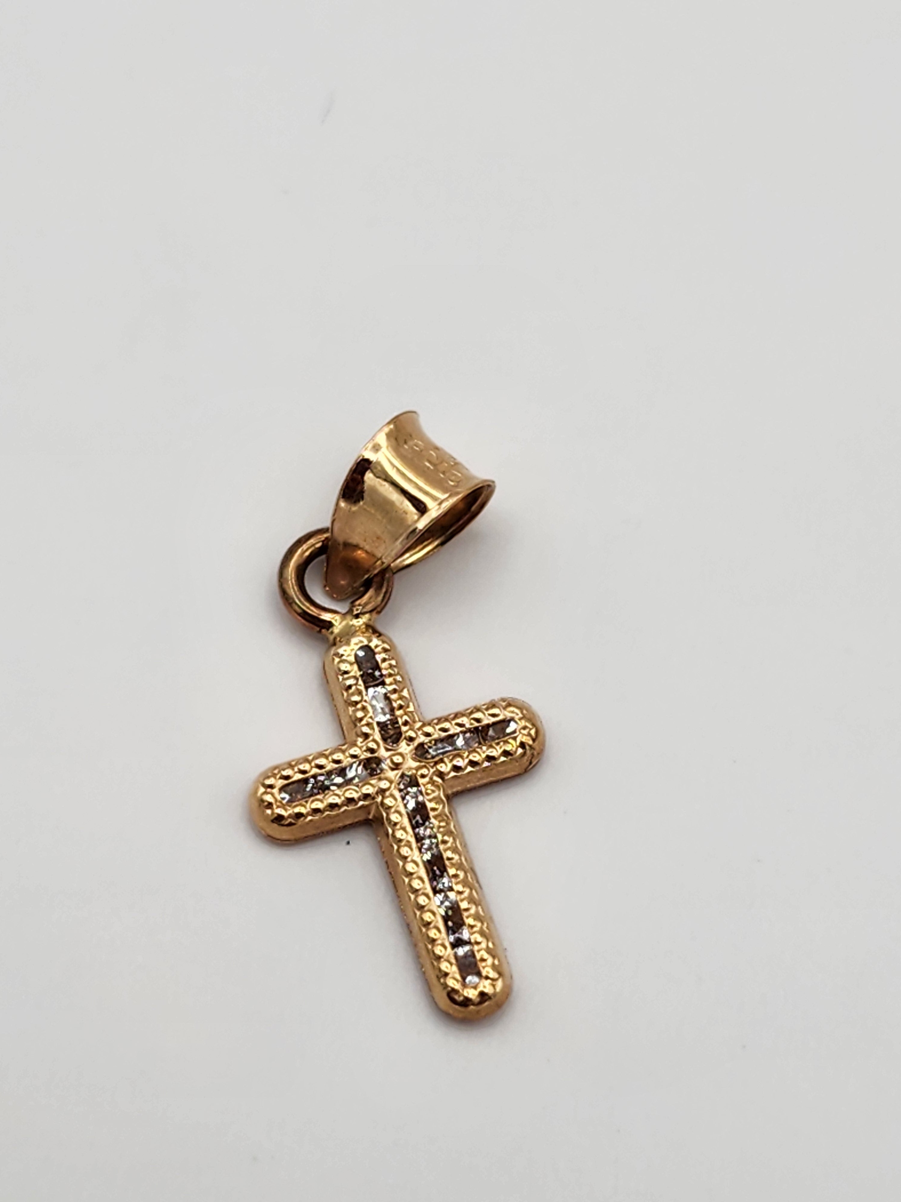 10K Solid Gold Cross Pendant – Beaded Edge (Small)