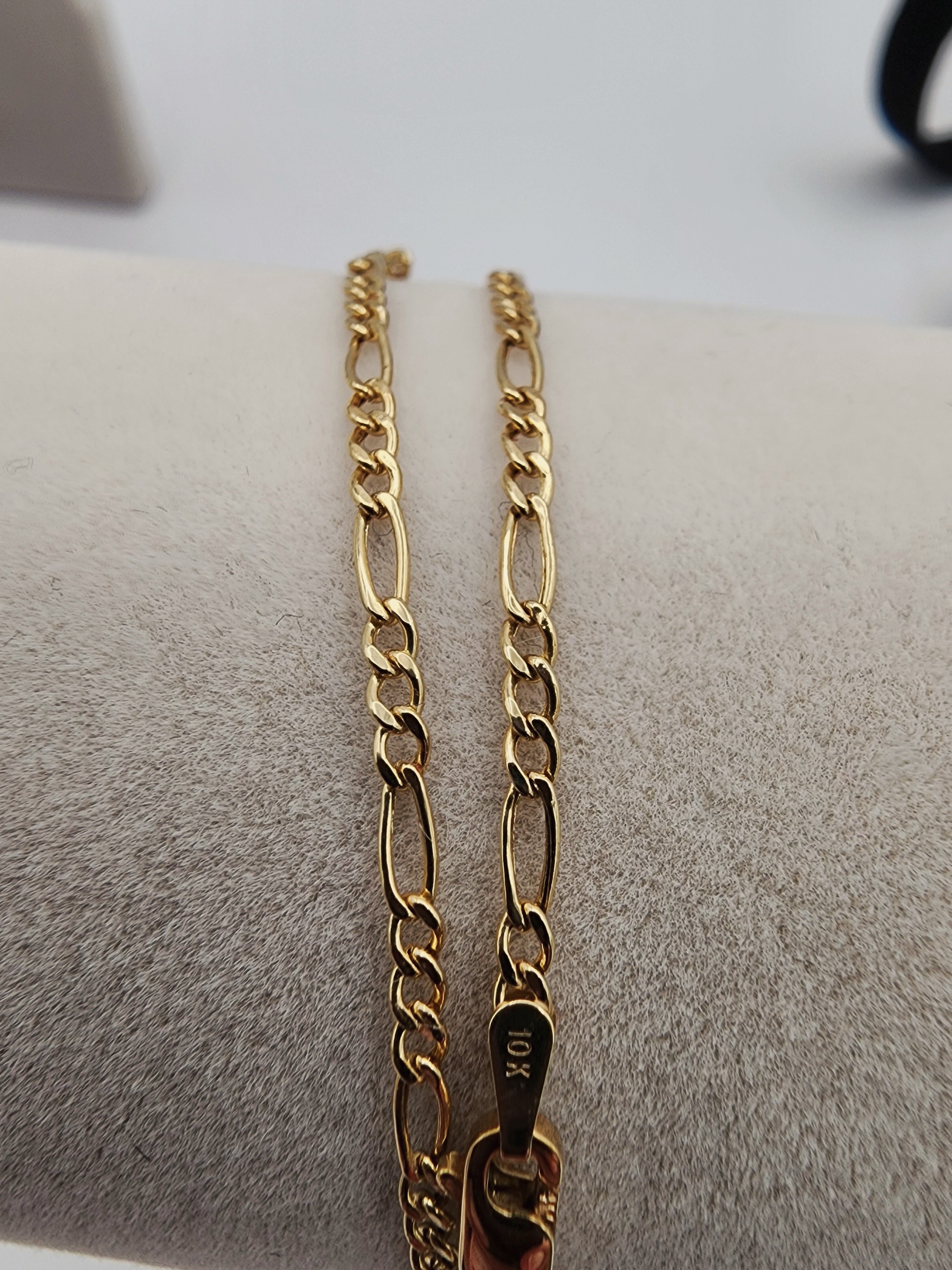 10K Solid Gold Figaro Bracelet (8”)