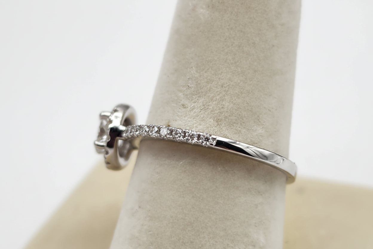 Sterling Silver Halo Moissanite Ring (0.88 CTW, Size 6)
