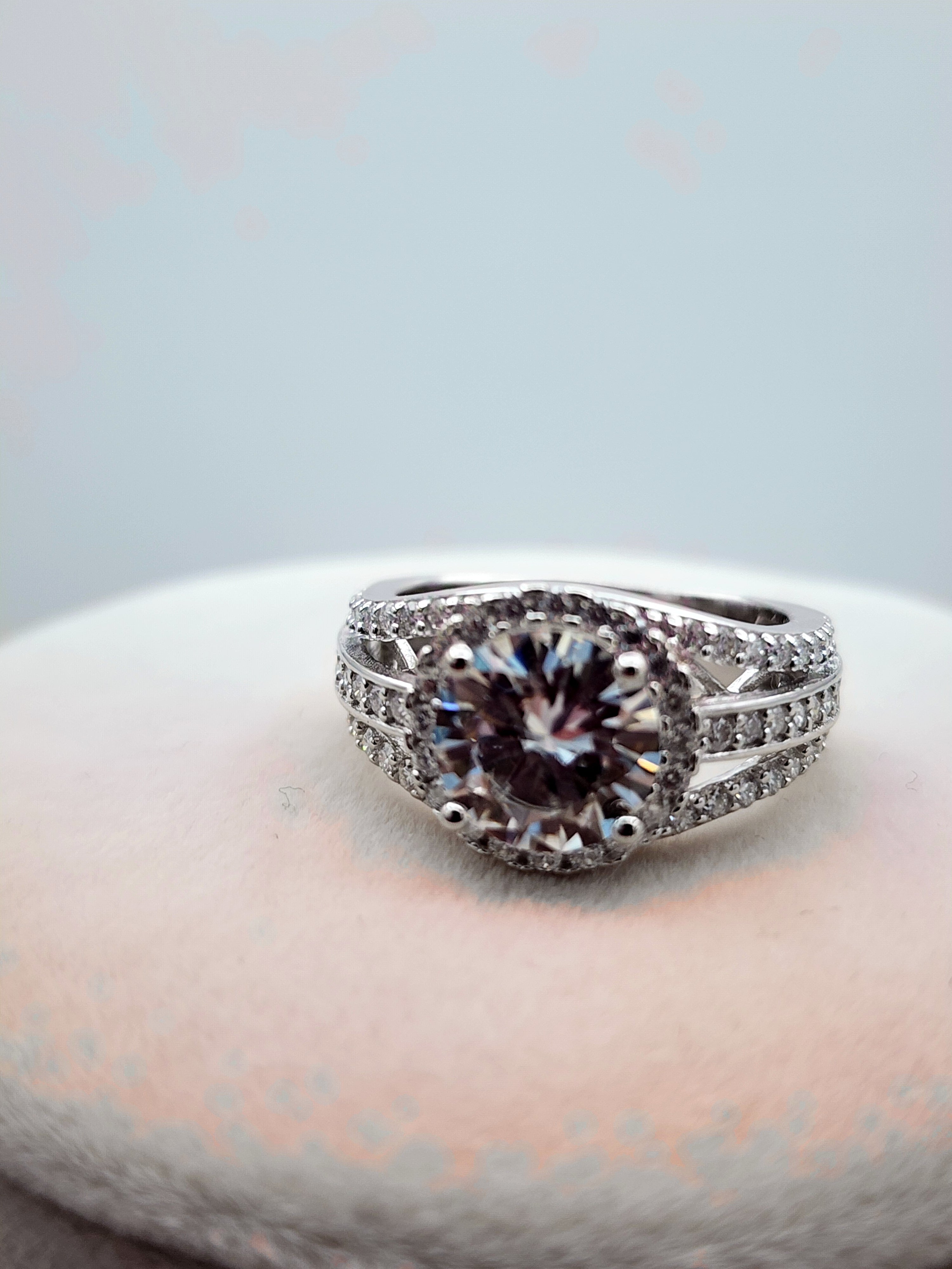 Sterling Silver Moissanite Statement Ring (5.08 CTW, Size 5)