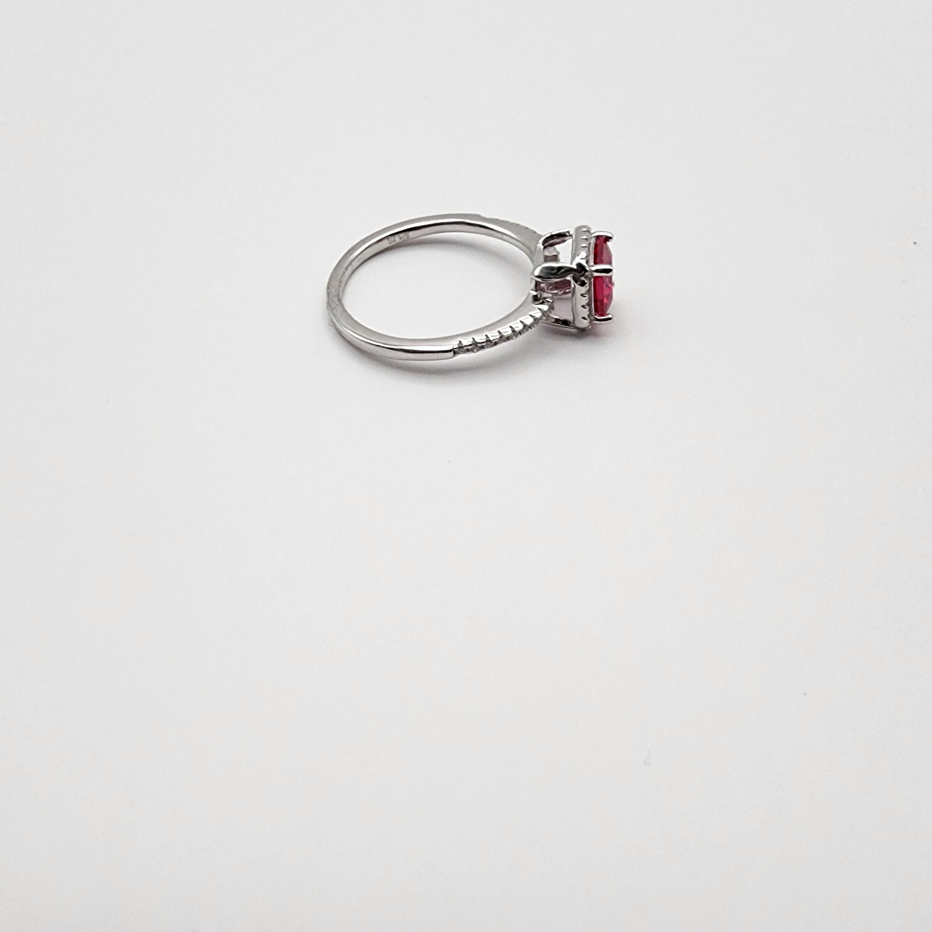 Radiance Halo Ring – Fuchsia (Sterling Silver)